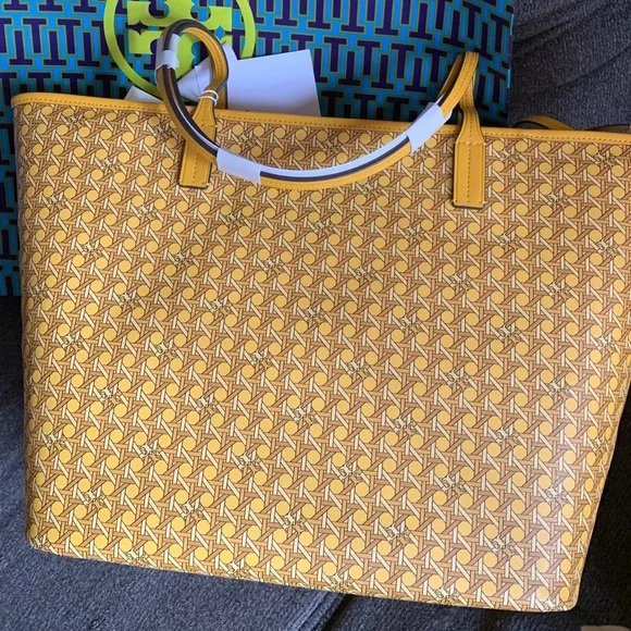SOLD⛔️Authentic TORY BURCH LOGO coated canvas/leather zip top tote w wristlet - Picture 13 of 16